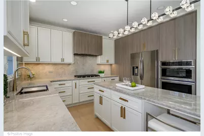 2370 Legends Court, Riverwoods, IL 60015 - Photo 11