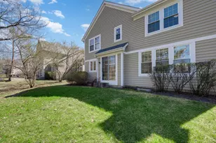 2370 Legends Ct, Riverwoods, IL 60015 - Photo 39