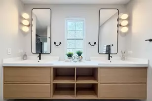 2370 Legends Ct, Riverwoods, IL 60015 - Photo 31