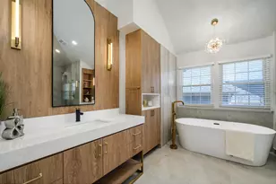 2370 Legends Ct, Riverwoods, IL 60015 - Photo 25