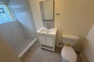 5218 W Crystal St, Chicago, IL 60651 - Photo 9