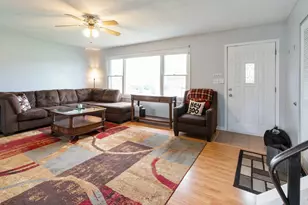 7167 Orchard Ln, Hanover Park, IL 60133 - Photo 5