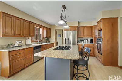 2916 N Bayview Lane, McHenry, IL 60051 - Photo 13