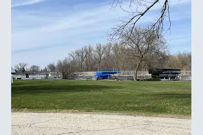 2916 N Bayview Lane, McHenry, IL 60051 - Photo 53