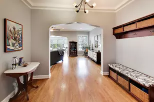 5637 N Kenmore Ave, Chicago, IL 60660 - Photo 5