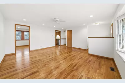 133 Lela Lane, Schaumburg, IL 60193 - Photo 3