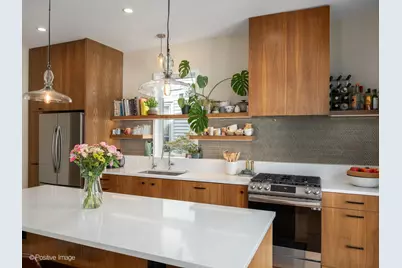 2517 N Bernard Street, Chicago, IL 60647 - Photo 5