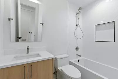 1443 W Roscoe Street #1, Chicago, IL 60657 - Photo 11