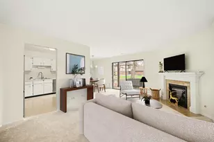 1737 Harrow Ct, Wheaton, IL 60189 - Photo 3