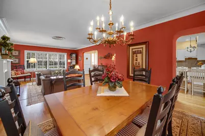 403 W Shabonee Trail, Mount Prospect, IL 60056 - Photo 7