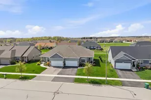 2225 Concord Dr, Sycamore, IL 60178 - Photo 35