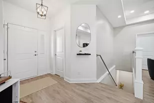 2225 Concord Dr, Sycamore, IL 60178 - Photo 9