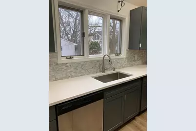 1326 S Batavia Avenue, Batavia, IL 60510 - Photo 5