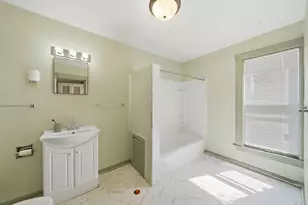 324 E 2nd St, Dixon, IL 61021 - Photo 19