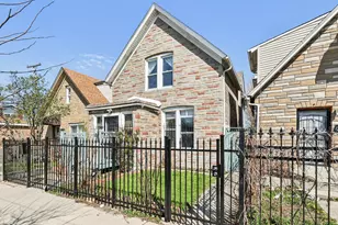 3346 W Iowa St, Chicago, IL 60651 - Photo 3