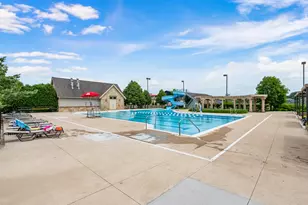 748 Cashmere Ln, Elgin, IL 60124 - Photo 53