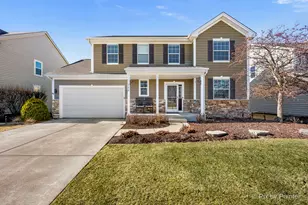 748 Cashmere Ln, Elgin, IL 60124 - Photo 1