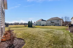 748 Cashmere Ln, Elgin, IL 60124 - Photo 39