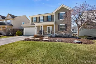 748 Cashmere Ln, Elgin, IL 60124 - Photo 3