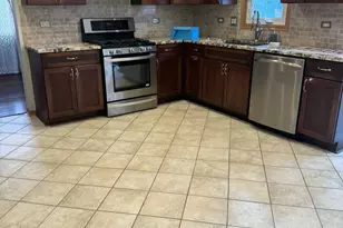 15438 Sulky Dr, Homer Glen, IL 60491 - Photo 3