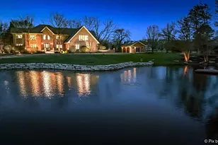 8 Moate Ln, Barrington Hills, IL 60010 - Photo 5