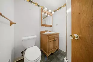 121 Augusta Dr, Streamwood, IL 60107 - Photo 29
