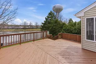 121 Augusta Dr, Streamwood, IL 60107 - Photo 33