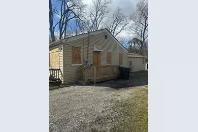 3702 Lincoln Lane E, Robbins, IL 60472 - Photo 3