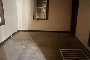 3702 Lincoln Ln E, Robbins, IL 60472 - Photo 7