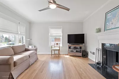 621 Oriole Avenue N, Park Ridge, IL 60068 - Photo 3