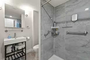 621 Oriole Ave N, Park Ridge, IL 60068 - Photo 19