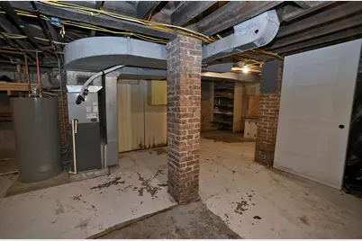 905 E Center Street, Ottawa, IL 61350 - Photo 15