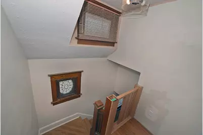 905 E Center Street, Ottawa, IL 61350 - Photo 9