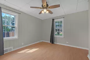 9200 S St Louis Ave, Evergreen Park, IL 60805 - Photo 9