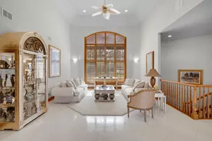 61 Overlook Dr, Golf, IL 60029 - Photo 3