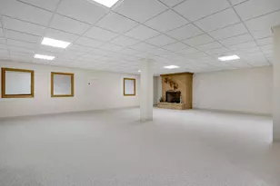 61 Overlook Dr, Golf, IL 60029 - Photo 25