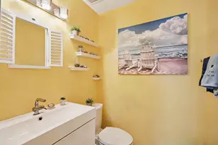 1739 Newbridge Cir, Elgin, IL 60123 - Photo 15