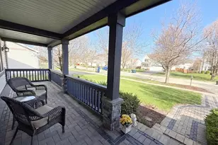 1739 Newbridge Cir, Elgin, IL 60123 - Photo 3