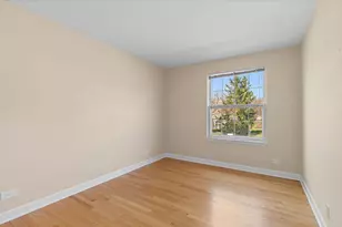 1415 Diamond Dr, Hoffman Estates, IL 60192 - Photo 23