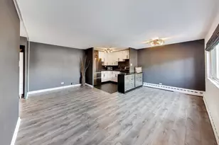 700 W Bittersweet Pl, Chicago, IL 60613 - Photo 5