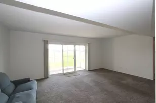 4913 W Oakwood Rd, McHenry, IL 60050 - Photo 5