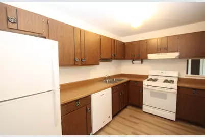 4913 W Oakwood Road #D, McHenry, IL 60050 - Photo 7