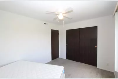 4913 W Oakwood Road #D, McHenry, IL 60050 - Photo 15