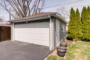 1746 W 104th Pl, Chicago, IL 60643 - Photo 53