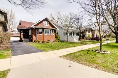 1746 W 104th Place, Chicago, IL 60643 - Photo 3