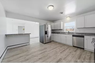 1 Coy Park Drive, Newark, IL 60541 - Photo 11