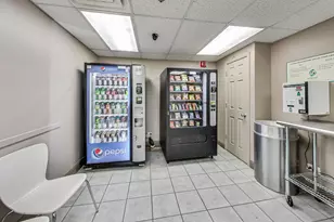 5320 N Sheridan Rd, Chicago, IL 60640 - Photo 37