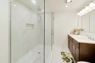 656 Jon Ln, Des Plaines, IL 60016 - Photo 15