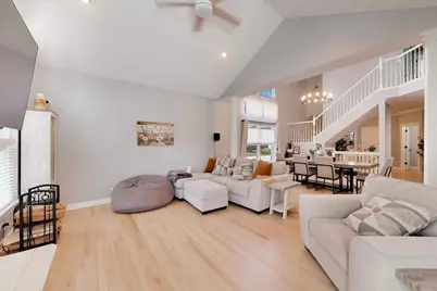 741 Juniper Lane, Lake in the Hills, IL 60156 - Photo 15