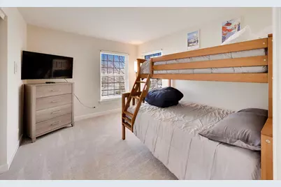 741 Juniper Lane, Lake in the Hills, IL 60156 - Photo 25